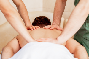 Vierhanden massage Vier handen massage